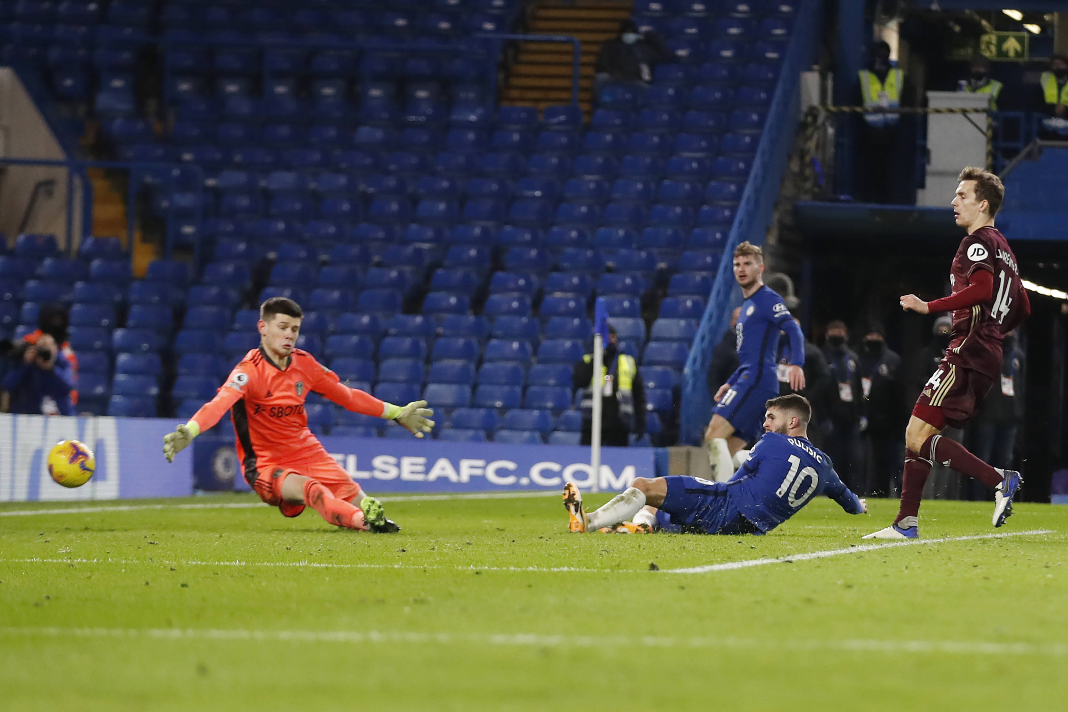 老鷹的防守 老鷹的防守